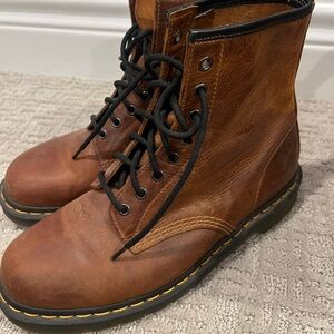 Dr.Martens Men's Brown Leather Lace-Up Boots